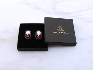 MFEVA003 SAKIEL Studs - Black, Red