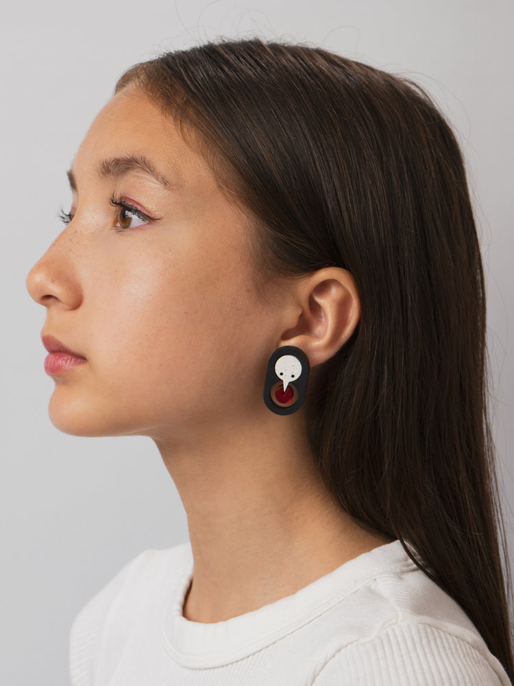 MFEVA003 SAKIEL Studs - Black, Red